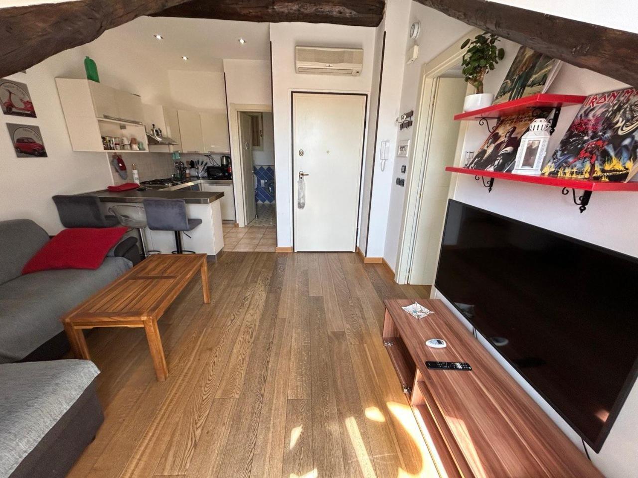 La Mansardina Apartamento *